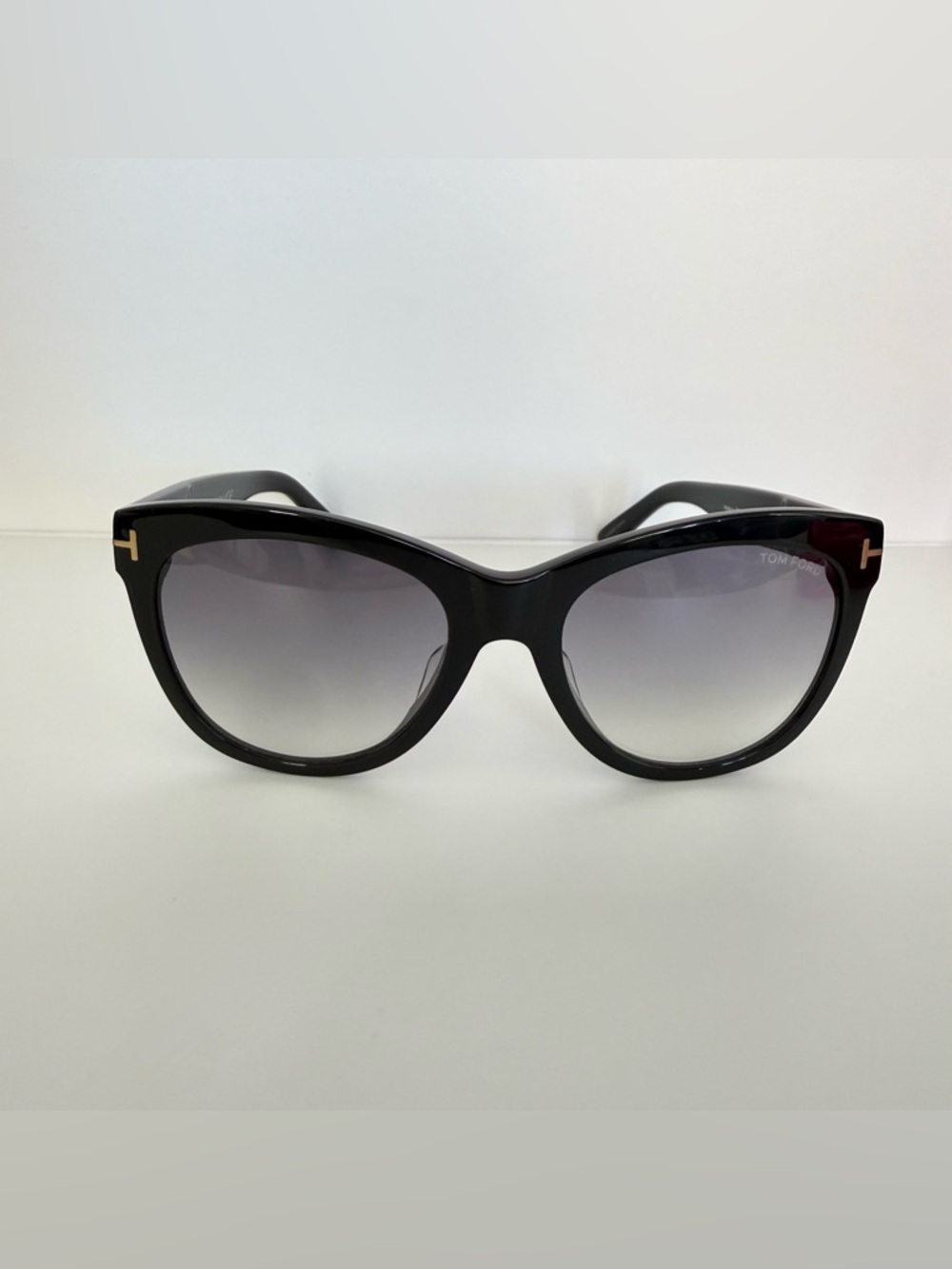 NEW!!! Tom Ford women sunglasses Wallace TF870 F Authentic
